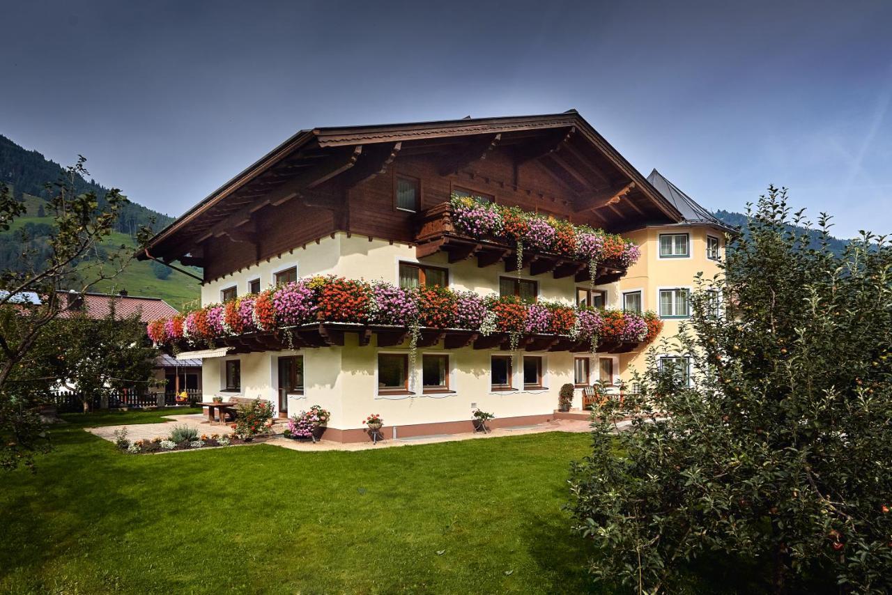 Jagdhof Hotel Гросарл Екстериор снимка