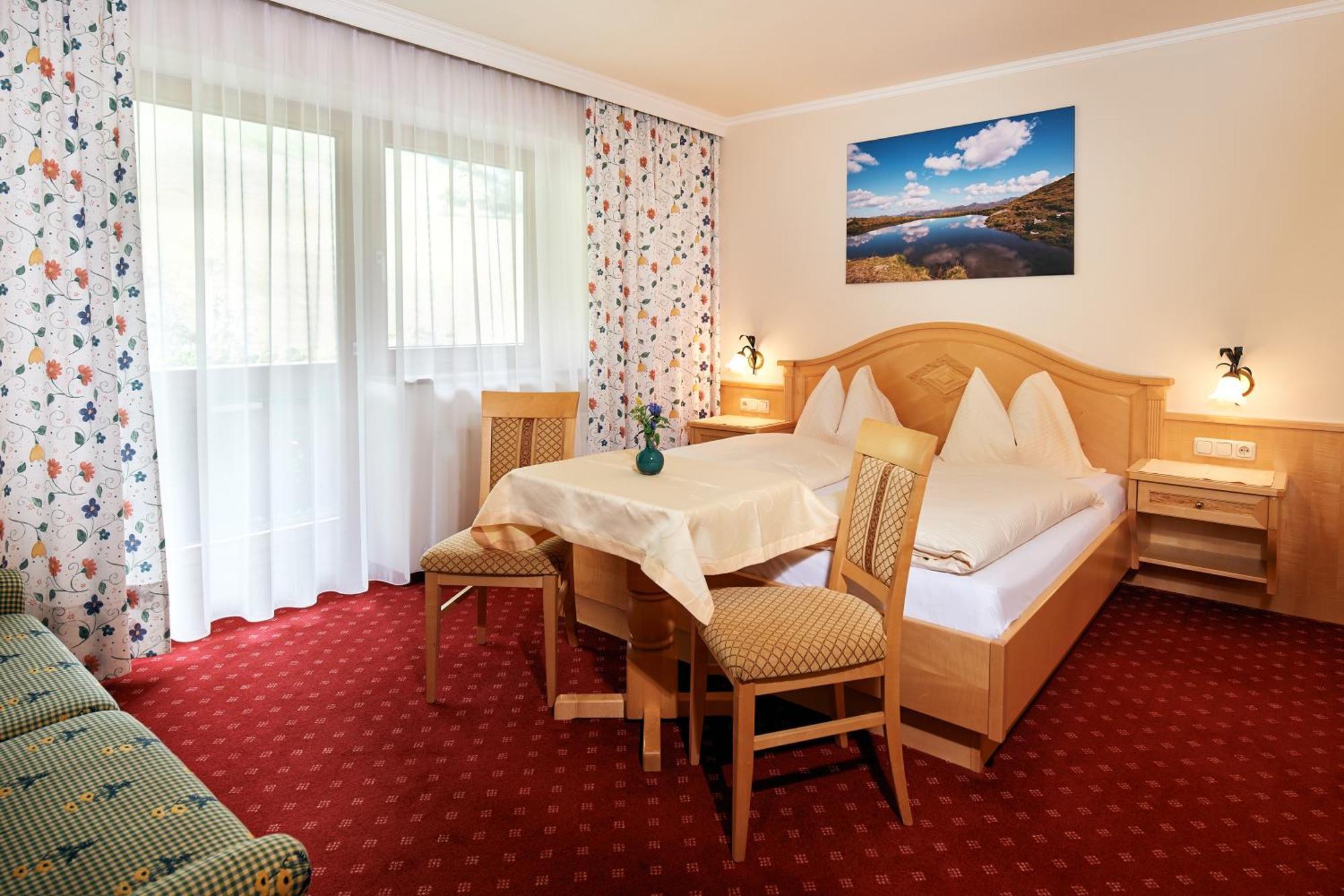 Jagdhof Hotel Гросарл Екстериор снимка
